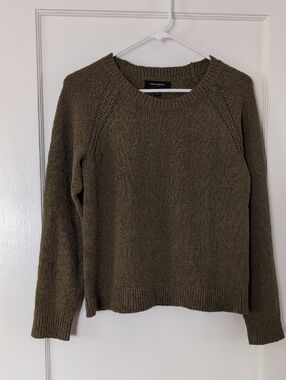 Banana Republic Olive Crewneck Sweater, Size Small, Like New